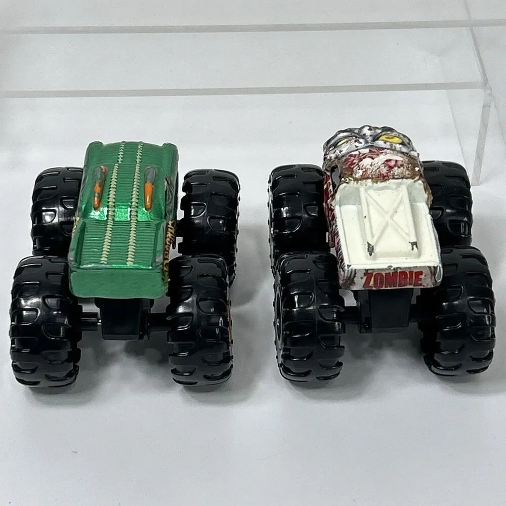 Hot Wheels Monster Jam Truck Monster Mutants Zombie Dragon Set